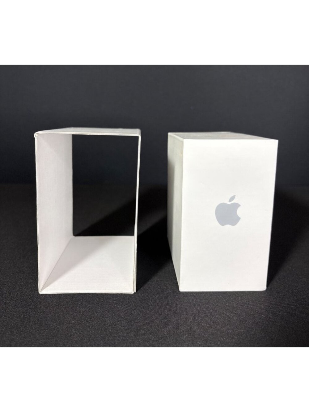 Apple TV Digital Media Player 1080p HDMI AirPlay WIFI Streaming EMPTY BOX ONLY - Picture 10 of 11